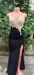 Kyawawan Gowns Na Mata Masu Shirye-shiryen Sawa - An Yi Amfani Da Su A London - 3