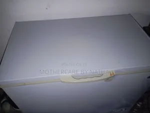 Used Midea 249L Chest Deep Freezer