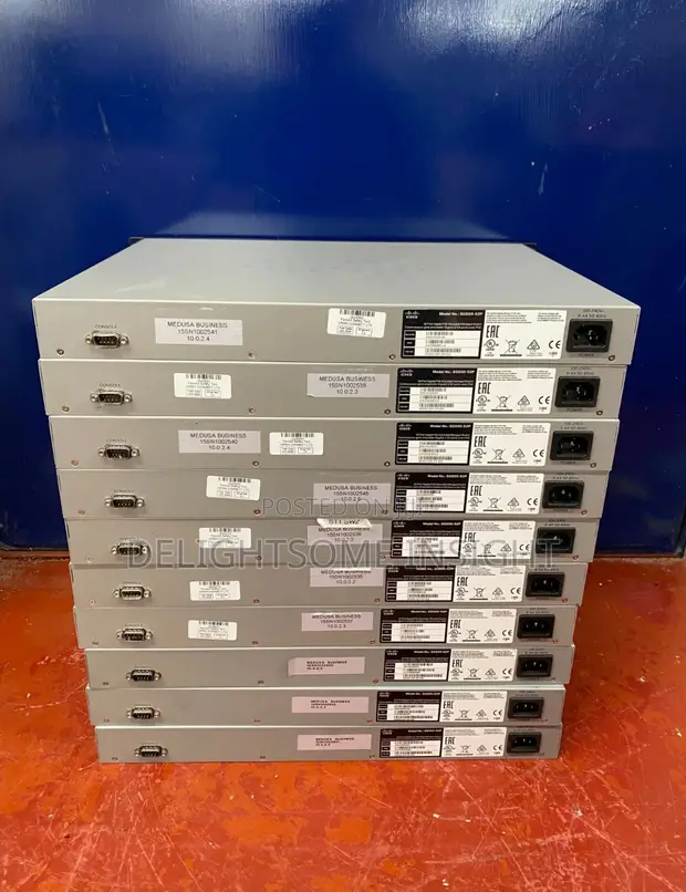Cisco SG500-52P 52-Port Managed Gigabit PoE Switch (UK Used) - 1