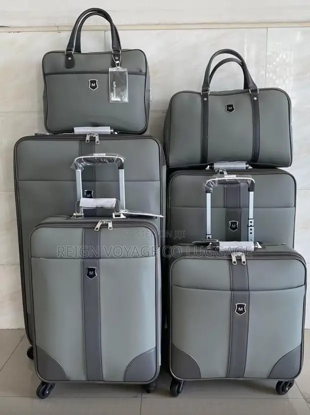 Premium 5-Piece Luggage Set - Black - 1