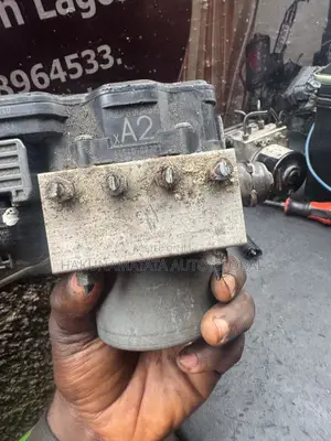 Toyota RAV4 2017-2018 ABS Control Unit | Sabon Tokunbo