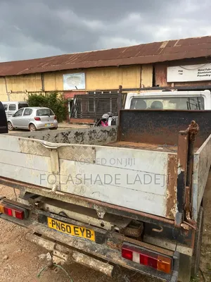Ford Trucks & Trailers - Foreign Used