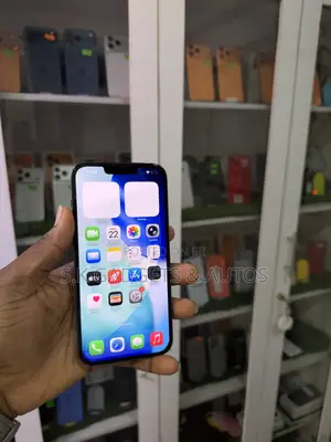 Apple iPhone 12 64GB White