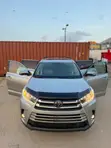2019 Toyota Highlander XLE - 3