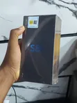 New Samsung Galaxy S8+ 128GB Black - 4