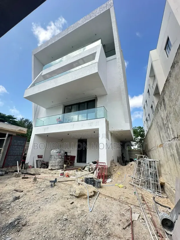 5-Bedroom Duplex da Pool & Elevator a Banana Island, Ikoyi - 1
