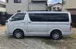 Toyota HiAce Bas 2010 - 3