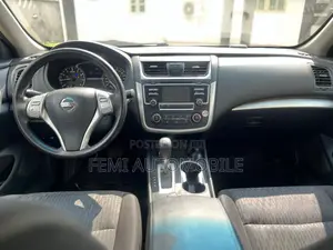 2017 Nissan Altima Silver