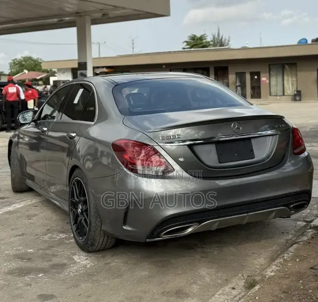 Mercedes-Benz C300 Sport 4Matic Sedan 2016 Grey - 1