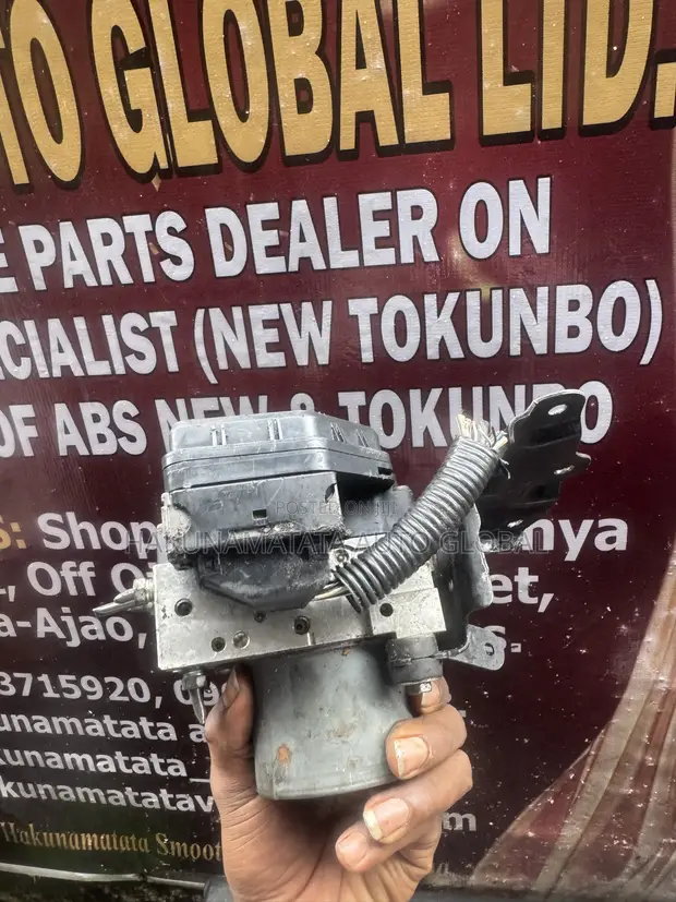 Toyota RAV4 2013 ABS Brake Pump Module - Sabon Tokunbo - 1