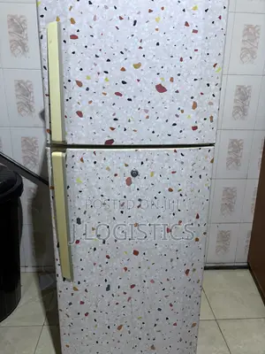 LG Firij Mai Ƙofofi Biyu
