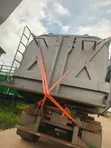 Brand New CNHTC Howo 80 Ton Tipping Bucket Truck - 2