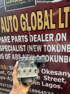Toyota Matrix 2009-2010 ABS Brake Pump Module