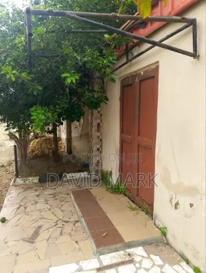 1 Bedroom House for Rent in Gwagwalada