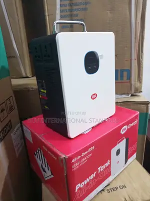 Itel 500W 1000Wh Solar Generator Power Station