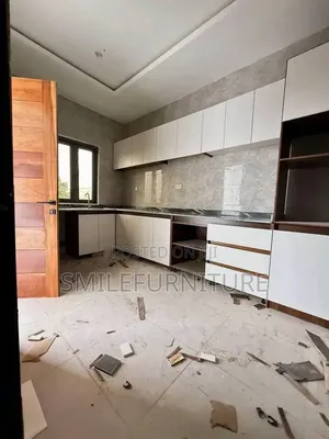 Home Interiors Kitchen Units with Marble Top