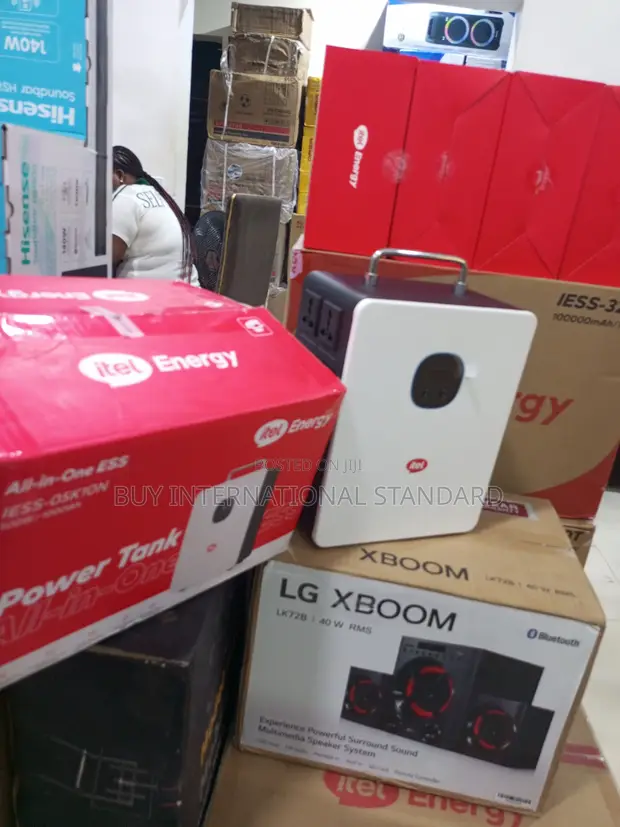 Itel 500W 1000Wh Solar Battery Generator IESS-05K10N - 1