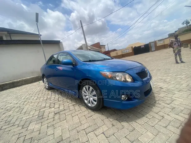 2009 Toyota Corolla Sport - 1