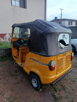 TVS King Deluxe Plus iTouch Start 2022 Yellow