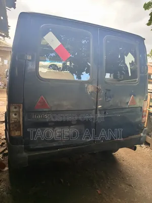 Ford Transit 2000 Bus - Shuɗi
