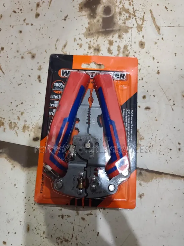 Multifunctional Foldable Wire Stripper and Cutter - 1