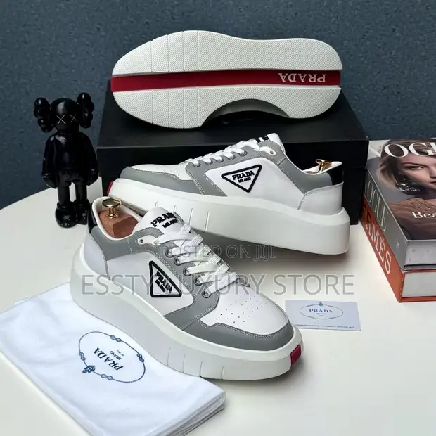 High Quality Luxury Prada Men's Sneakers - 1