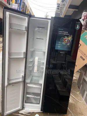 Hisense 529L Black Inverter Refrigerator with Water Dispenser