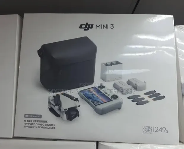 DJI Mini 3 Fly More Combo (DJI RC) - 1