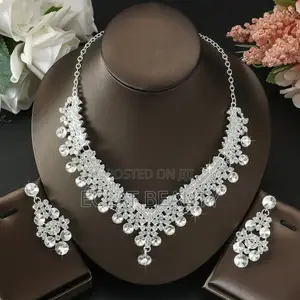 Éclat Beauty Bridal/Occasional Jewelry Set