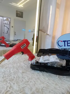 200W Ingantaccen Wireless Plastic Welding Kit, 5000mAh Mai Sake Caji