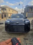 2025 Toyota Grand Highlander Platinum Black - 1