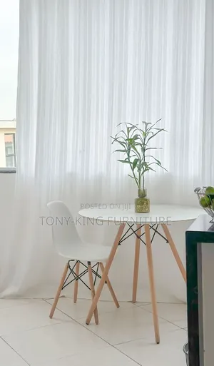 Modern Mini Round Wooden Top Dining Table with 1 Chair