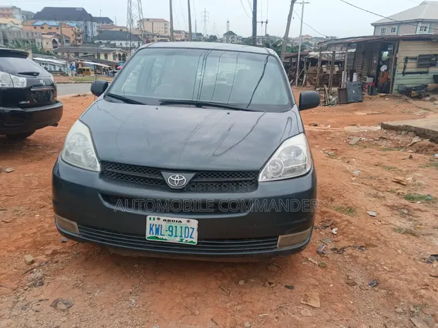 Toyota Sienna 2004 Kore - 1