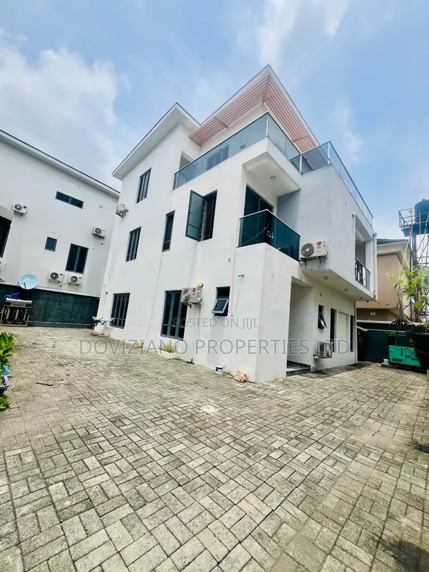 Furnished 5-Bedroom Duplex for Rent in Lekki Phase 1 - 1