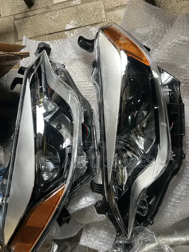 Brand New Toyota Corolla Headlamp (2014 Model) - 1