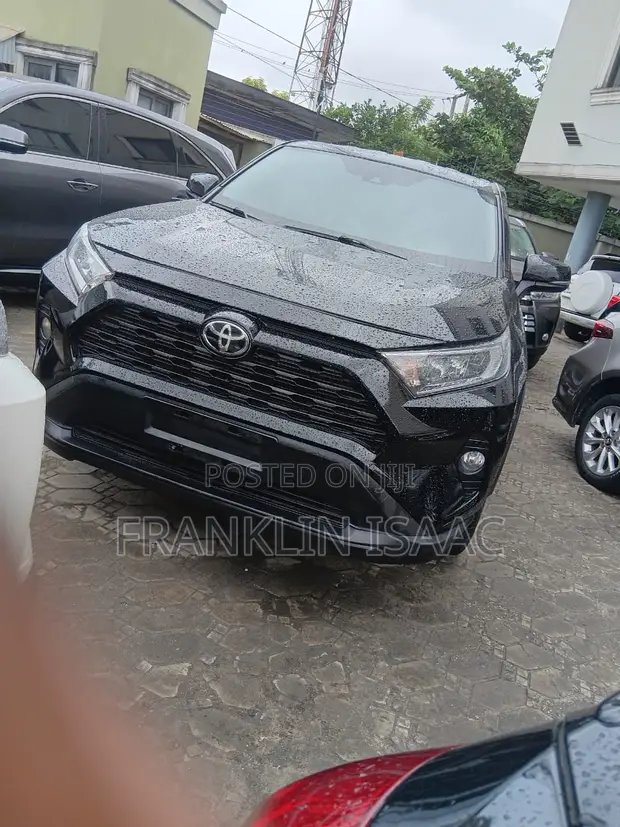 Toyota RAV4 Baki 2022 - 1
