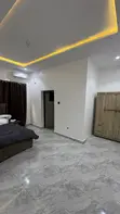 Gidan Kwana Daya Mai Sabis na Tare - 5