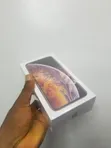 New Apple iPhone XS Max 256GB Gold - 4