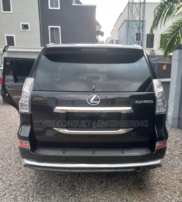 Lexus GX 460 Premium 2013 Black - 1