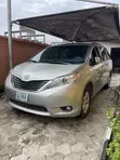 Toyota Sienna 2011 Silver - 1