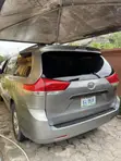 Toyota Sienna 2011 Silver - 2