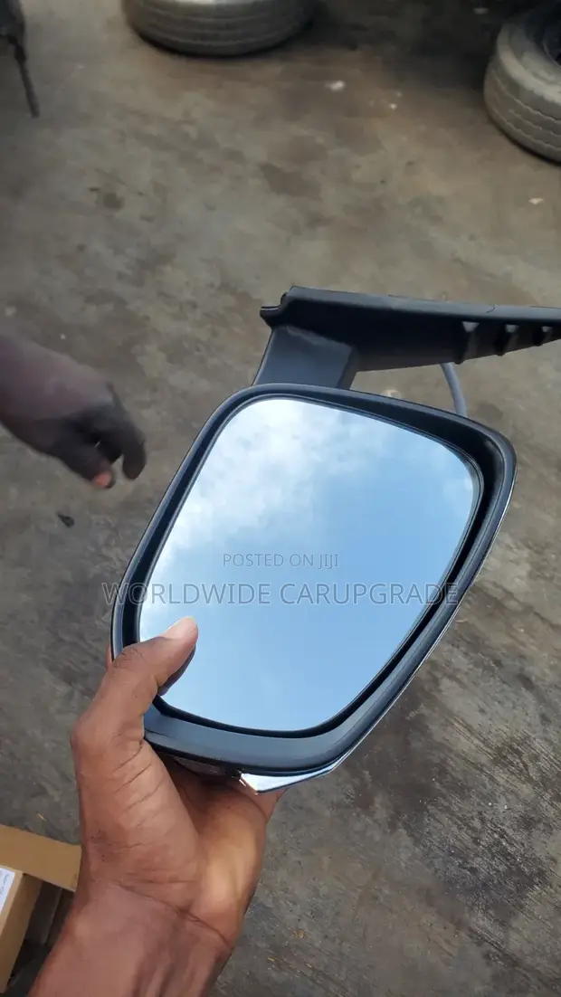 Cikakken Toyota Hilux Side Mirror 2017 - 1