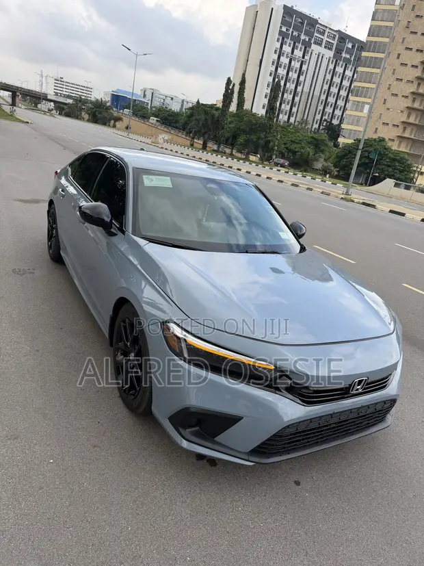 Honda Civic Sport CVT 2023 Grey - 1