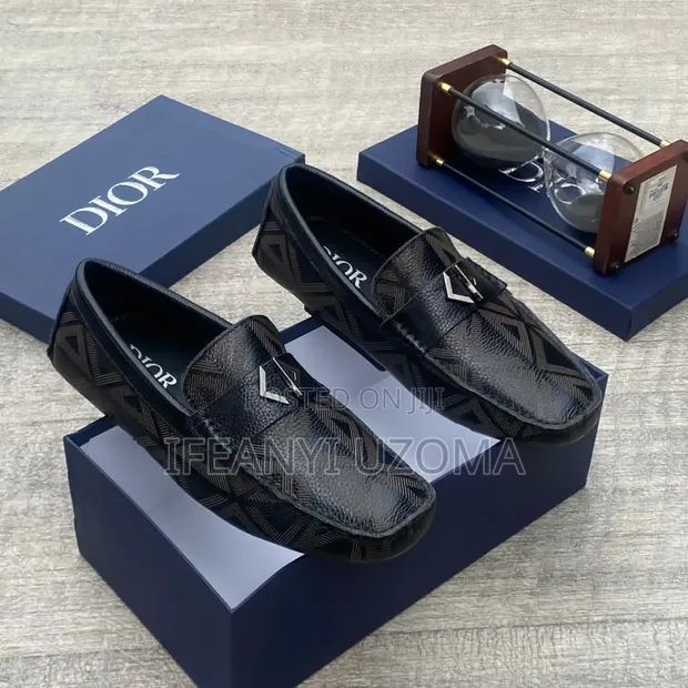 Takalmi masu Kyau na Divers Loafers - Baƙi - 1