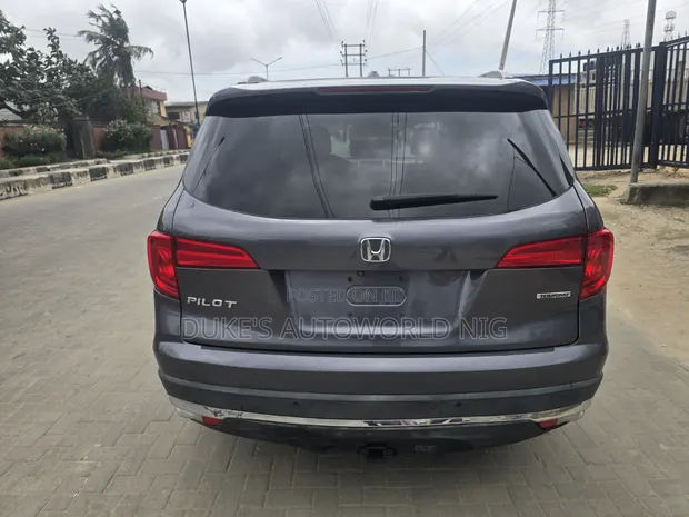 2016 Honda Pilot Touring SUV - Foreign Used - 1