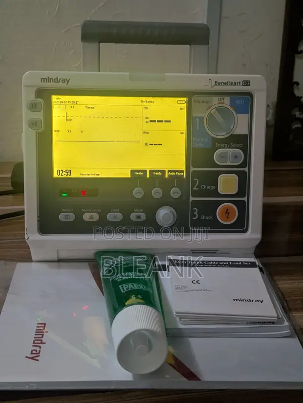 Mindray Beneheart D3 Defibrillator/Monitor - 1