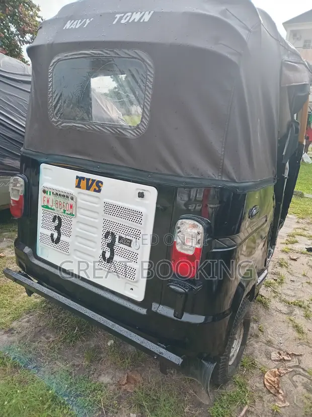 TVS 2024 Blue Motar Tayan uku - 1