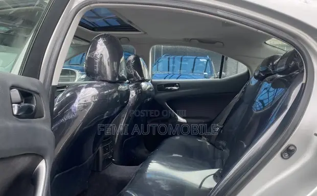 Lexus IS 2007 Silver - 1