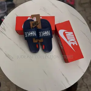 Original Nike Victori Slides