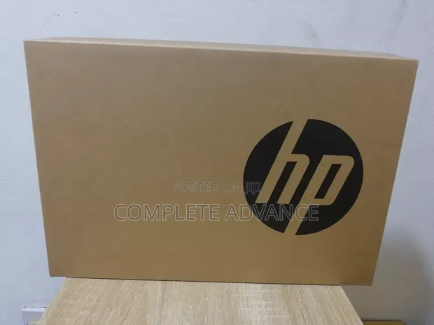New HP 14z Laptop: AMD A8, 4GB RAM, 256GB SSD - 1